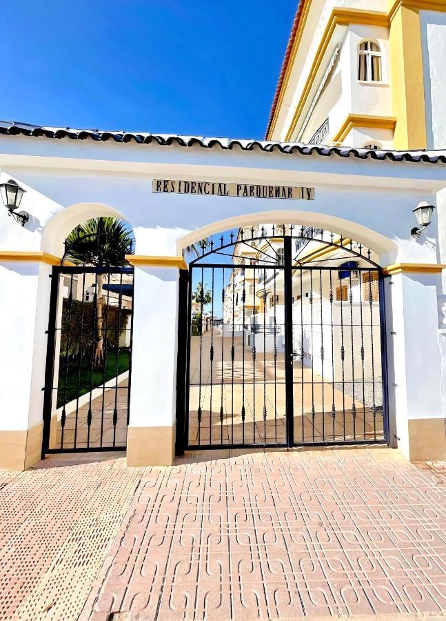 Your Holidays In La Mata Торевьиа Экстерьер фото